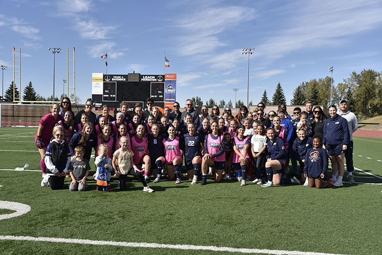 UMary Soccer Team